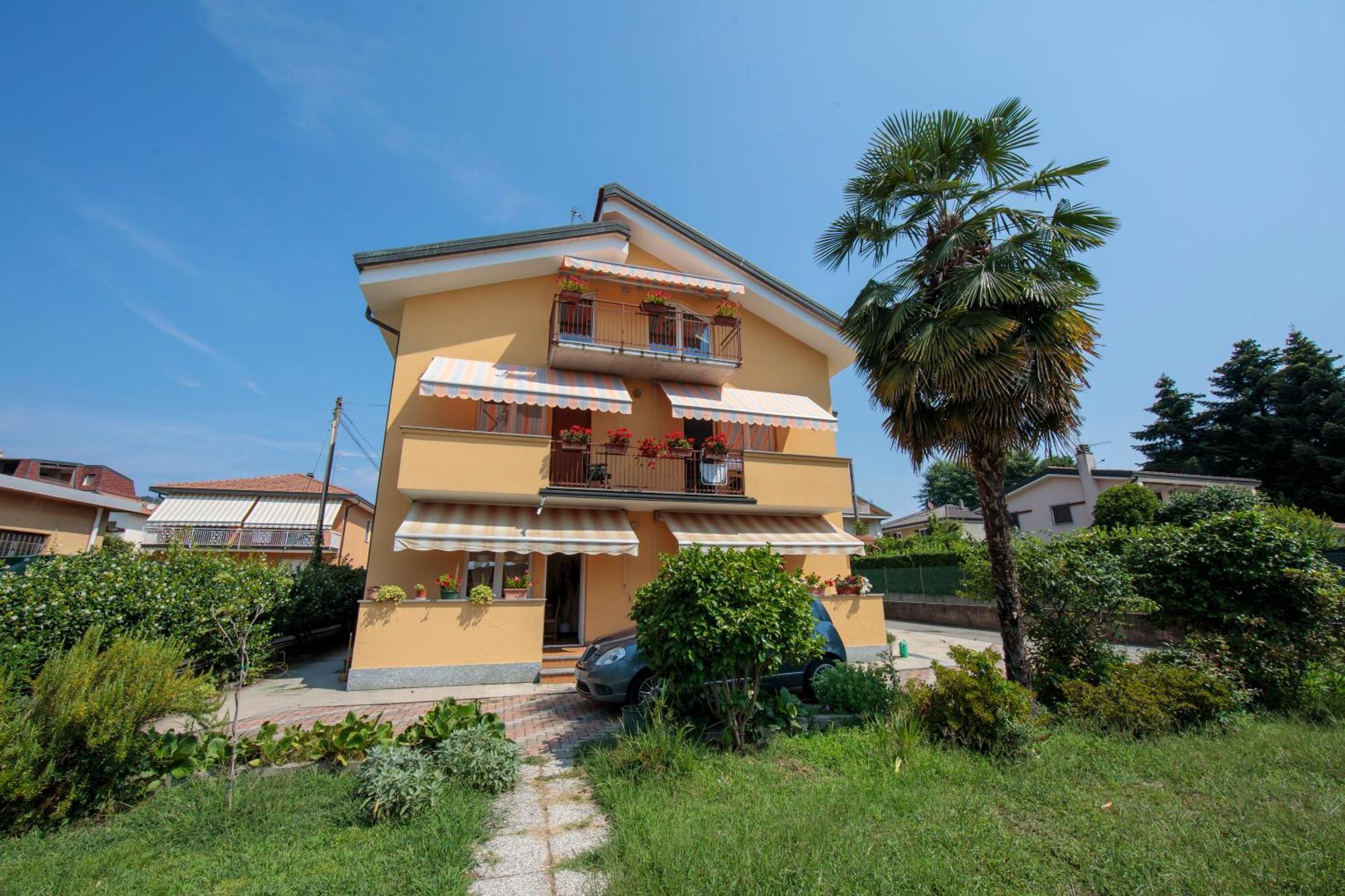 Silver Lake Apartment - Happy Rentals อันเจรา ภายนอก รูปภาพ