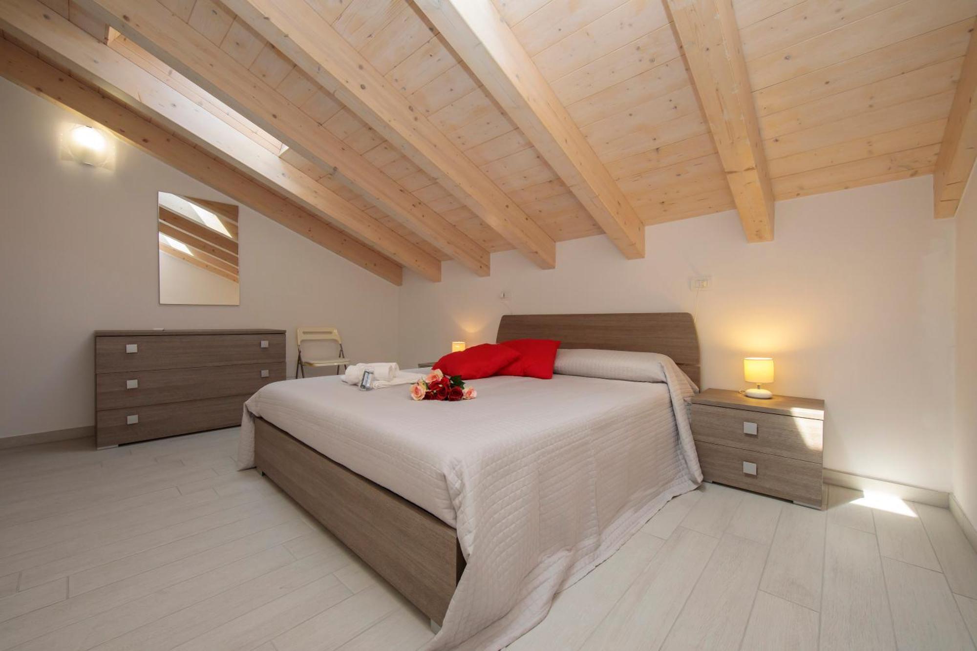 Silver Lake Apartment - Happy Rentals อันเจรา ภายนอก รูปภาพ